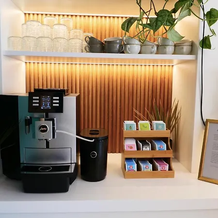 阿多拉酒店 酒店