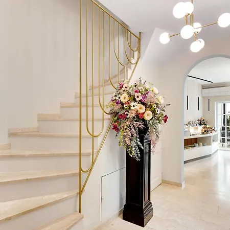 Bloom Hotel